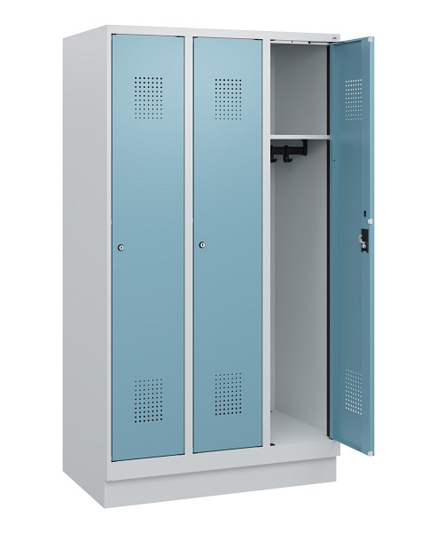 C+P Spind Evolo PLUS, Sockel, 3 Abteile, 1630x900x500mm, 7035/0010, Zylinderschloss, 0490205-30 S10035