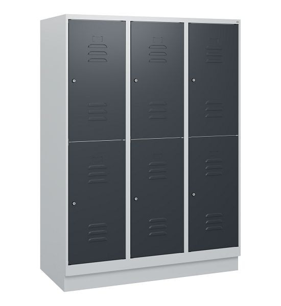 C+P Doppelstöckiger Spind Classic PLUS, Sockel, 3 Abteile, 1630x1200x500mm, 7035/7016, Zylinderschlösser, 0803205-32 S10038