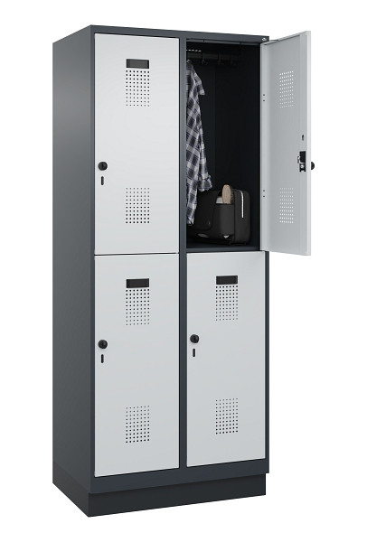 C+P Doppelstöckiger Spind Evolo PLUS, mit Sockel, 4 Fächer, 1950x800x500mm, 7016, Frontfarbe RAL 7035 Lichtgrau, Drehriegel, 049320-22 S10017