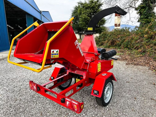 Brugger Häcksler, Benzinmotor, Maximaler Stammdurchmesser: 140 mm, HX14