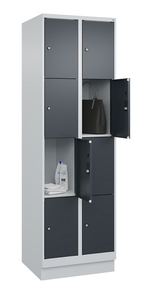 C+P Schließfachschrank Evolo PLUS, mit Sockel, 8 Fächer, 1950x600x500mm, 7035/70, Frontfarbe RAL 7016 Anthrazitgrau, 049020-204 S10012