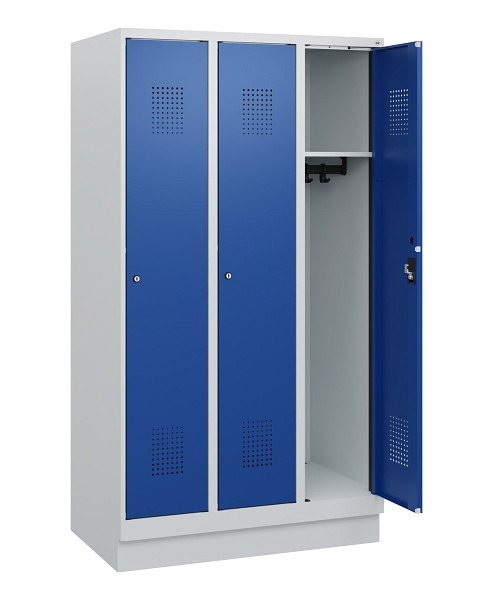 C+P Spind Evolo PLUS, Sockel, 3 Abteile, 1630x900x500mm, 7035/5010, Zylinderschloss, 0490205-30 S10030