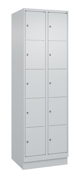 C+P Schließfachschrank Classic PLUS, Sockel, 2 Abteile mit je 5 Fächern, 1950x600x500mm, 7035/7035, 080020-205 S10009
