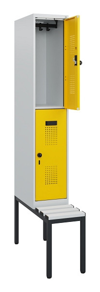 C+P Doppelstöckiger Spind Evolo PLUS, Bank, 2 Fächer, 1950x300x815mm, 7035/1023, Drehriegel, Sitzfläche Kunststoff, Sitzbank, 0493505-10 S10084