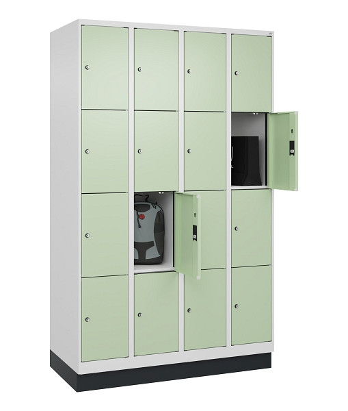 C+P Schließfachschrank Evolo PLUS, mit Sockel, 16 Fächer, 1950x1200x500mm, 9016/6019 Weissgrün, 049020-404 S10019
