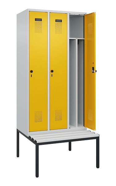 C+P Spind Evolo PLUS, 3 Abteile, 2120x900x815mm, 7035/1004, Haken 4, Drehriegel, Sitzfläche Kunststoff, Sitzbank, 0490507-30F S10054