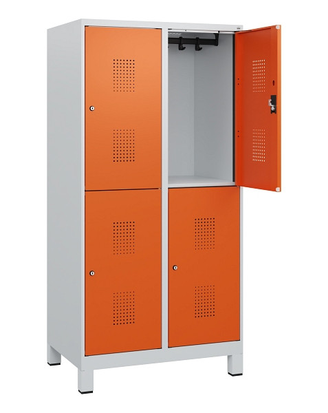 C+P Doppelstöckiger Spind Evolo PLUS, Füße, 4 Fächer, 1630x800x500mm, 7035/2004, Zylinderschloss, 0493105-22 S10022