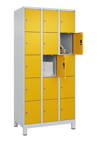 C+P Schließfachschrank Evolo PLUS, mit Füßen, 15 Fächer, 1950x900x500mm, 7035/1, Frontfarbe RAL 1004 Goldgelb, 049010-305 S10000