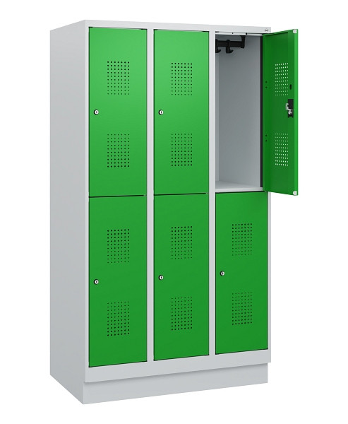 C+P Doppelstöckiger Spind Evolo PLUS, Sockel, 6 Fächer, 1630x900x500mm, 7035/603, Zylinderschloss, 0493205-30 S10038