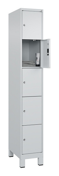 C+P Schließfachschrank Evolo PLUS, mit Füßen, 5 Fächer, 1950x300x500mm, 7035/70, Frontfarbe RAL 7035 Lichtgrau, 049010-105 S10013