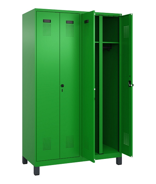 C+P Schwarz-Weiß-Spind Evolo PLUS, mit Füßen, 4 Abteile, 1950x1200x500mm, 6037/6037 Reingrün, Abteile 4, Abteilbreite 300 mm, 049012-40 S10026