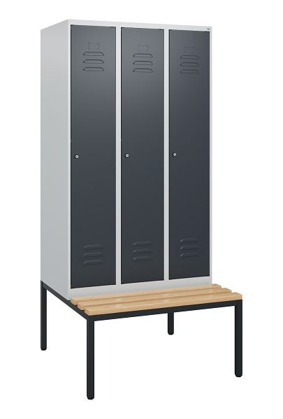 C+P Umkleidespind Classic PLUS, mit untergebauter Sitzbank, 3 Abteile, 1950x900x815mm, 7035/7016, Zylinderschlösser, Buche-Sitzleisten, 0800505-30 S10023