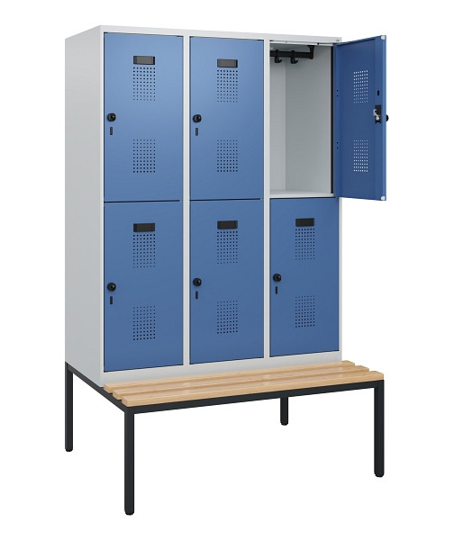C+P Doppelstöckiger Spind Evolo PLUS, Bank, 6 Fächer, 1950x1200x815mm, 7035/5023, Drehriegel, Sitzfläche Buche-Hartholz, Sitzbank, 0493505-32 S10008