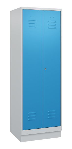C+P Umkleidespind Classic PLUS SW, Sockel, 2 Abteile, 1800x600x500mm, 7035/5012, Zylinderschloss, 0800227-20 S10019