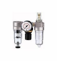 Riegler Wartungseinheit, dreiteilig mit Polycarbonatbehälter und Manometer, 100802