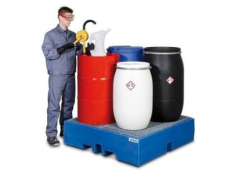 DENIOS Auffangwanne PolySafe ECO aus Polyethylen (PE), mit verzinktem Gitterrost, für 4 Fässer à 200 Liter, 162290