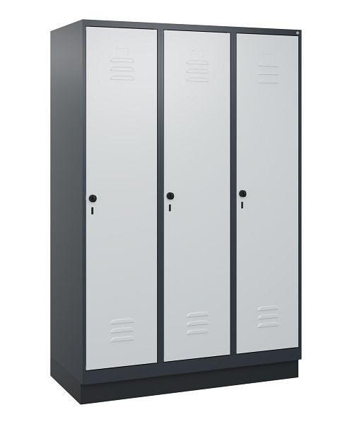 C+P Umkleidespind Classic PLUS mit Mitteltrennwand, Sockel, 3 Abteile, 1800x1200x500mm, 7016/7035, Drehriegel, 0800207-32F S10013