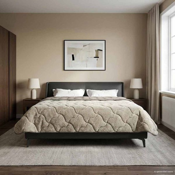 vidaXL Ganzjahresbettdecke Gepolstert Hellgrau 220 x 240 cm, 42026250