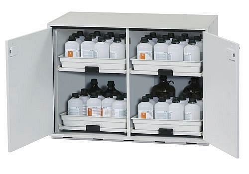 asecos Säuren- und Laugenunterbauschrank SL 1104, Höhe 800 mm, 4 Tablarauszüge, 2-flüglige Tür, 33200-001-30621
