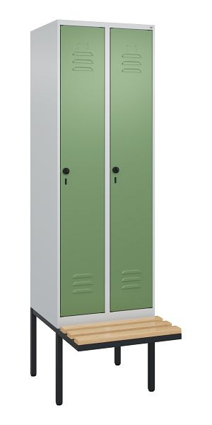 C+P Umkleidespind Classic PLUS, 2 Abteile, 2120x600x815mm, 7035/6011, Drehriegel, Buche-Sitzleisten, 3 Doppel-Haken, 0800407-20 S10007