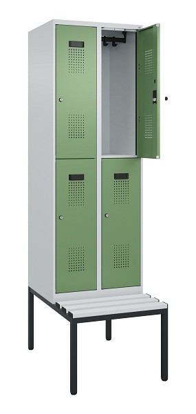 C+P Doppelstock-Spind Evolo PLUS, Bank, 4 Fächer, 2120x600x815mm, 7035/6011, Zylinderschloss, Sitzfläche Kunststoff, Sitzbank, 0493507-20 S10118