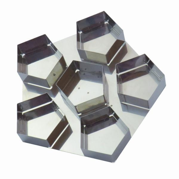Schneider Brotdrücker Edelstahl Fußballmotiv, fünfeckig, Ø 17,2 cm, 6 Fünfecke, 199586