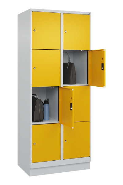 C+P Schließfachschrank Evolo PLUS, mit Sockel, 8 Fächer, 1950x800x500mm, 7035/10, Frontfarbe RAL 1004 Goldgelb, 049020-224 S10000