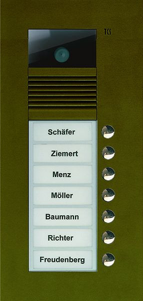 TCS Video Außenstation Serie AVU mit 7 Klingeltasten (rechtsbündig), 1-spaltig, UP bronze, AVU14070-0012