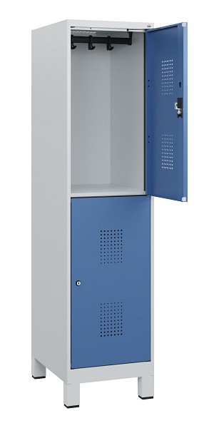 C+P Doppelstöckiger Spind Evolo PLUS, Füße, 2 Fächer, 1630x400x500mm, 7035/5023, Zylinderschloss, 0493105-12 S10033