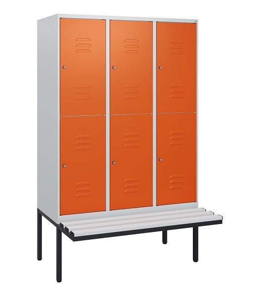 C+P Doppelstöckiger Spind Classic PLUS, 3 Abteile, 1950x1200x815mm, 7035/2004, Zylinderschlösser, schwebende Sitzfläche, 0803405-32 S10127