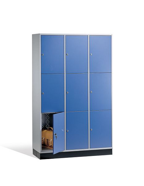C+P XL-Schließfachschrank Intro, H1950xB1220xT490mm, Farbe: Lichtgrau / Lichtblau, 8370-302 S10088