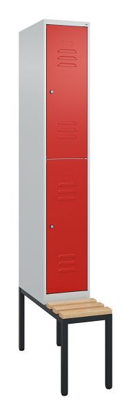 C+P Doppelstöckiger Spind Classic PLUS, 2120x300x815mm, 7035/3020, Zylinderschlösser, Sitzleisten aus Buche, mit untergebauter Sitzbank, 0803507-10 S10092