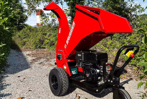 Brugger Häcksler, Benzinmotor, Maximaler Stammdurchmesser: 100 mm, HX10