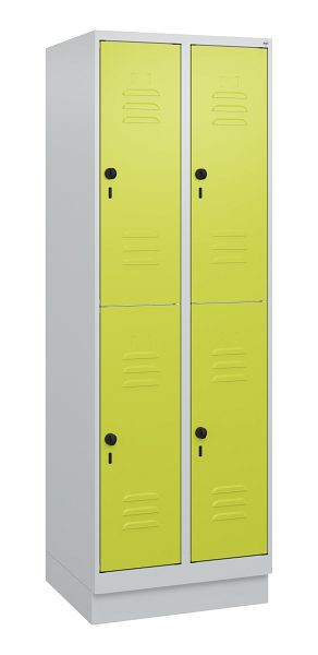 C+P Doppelstöckiger Spind Classic PLUS, Sockel, 2 Abteile, 1800x600x500mm, 7035/0024, Drehriegel, 0803207-20 S10010