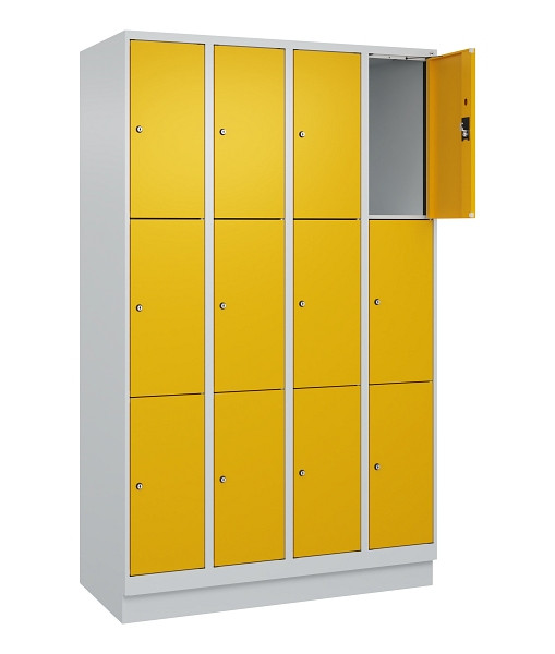 C+P Schließfachschrank Evolo PLUS, mit Sockel, 12 Fächer, 1950x1200x500mm, 7035/1004 Goldgelb, Abteile 4, Abteilbreite 300 mm, 049020-403 S10000