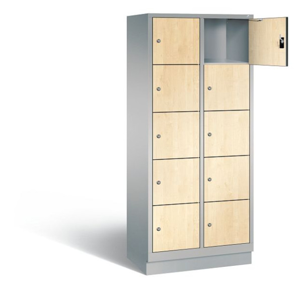 C+P Schließfachschrank Evolo, H1800xB810xT500mm, Farbe: Weißaluminium / Dekor Donau-Ahorn, 48020-225 S10207