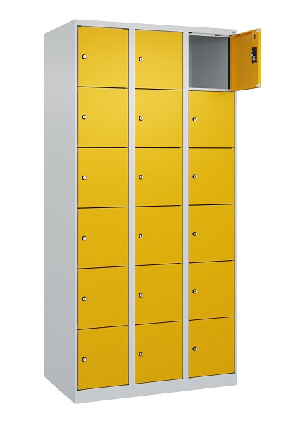 C+P Schließfachschrank Evolo PLUS, 18 Fächer, 1850x900x500mm, 7035/1004, 049000-306 S10000