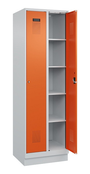 C+P Wäsche-Spind Evolo PLUS, mit Sockel, 2 Abteile, 1950x600x500mm, 7035/2004, Verschluss Zylinderschloss, Ablageböden 8, 049020-20B S10029