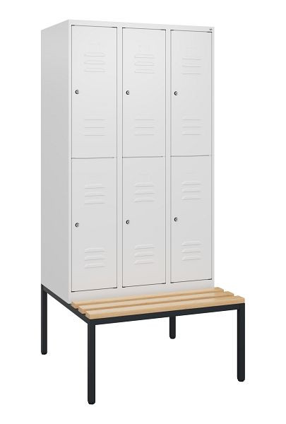 C+P Doppelstöckiger Spind Classic PLUS, 3 Abteile, 1950x900x815mm, 9016/9016, Zylinderschlösser, Buche-Sitzleisten, Sitzbank, 0803505-30 S10044