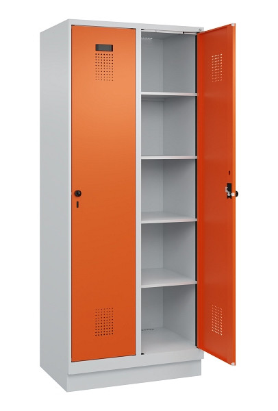 C+P Wäsche-Spind Evolo PLUS, mit Sockel, 2 Abteile, 1950x800x500mm, 7035/2004, Verschluss Drehriegel, Ablageböden 8, 049020-22B S10002