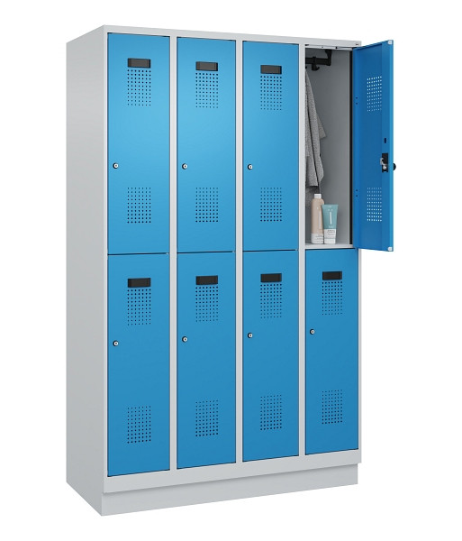 C+P Doppelstöckiger Spind Evolo PLUS, mit Sockel, 8 Fächer, 1950x1200x500mm, 703, Frontfarbe RAL 5012 Lichtblau, Zylinderschloss, 049320-40 S10034