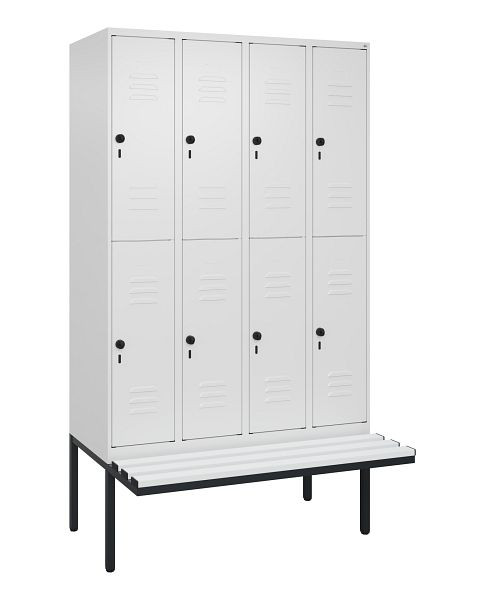 C+P Doppelstöckiger Spind Classic PLUS, 4 Abteile, 2120x1200x815mm, 9016/9016, Drehriegel, mit Untergestell und schwebender Sitzfläche, 0803407-40 S10119