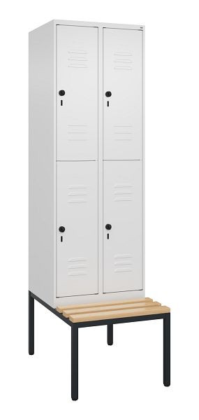 C+P Doppelstöckiger Spind Classic PLUS, 2 Abteile, 2120x600x815mm, 9016/9016, Drehriegel, Buche-Sitzleisten, mit untergebauter Sitzbank, 0803507-20 S10014