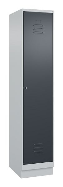 C+P Umkleidespind Classic PLUS mit Mitteltrennwand, Sockel, 1950x400x500mm, 7035/7016, Zylinderschloss, 080020-12F S10023