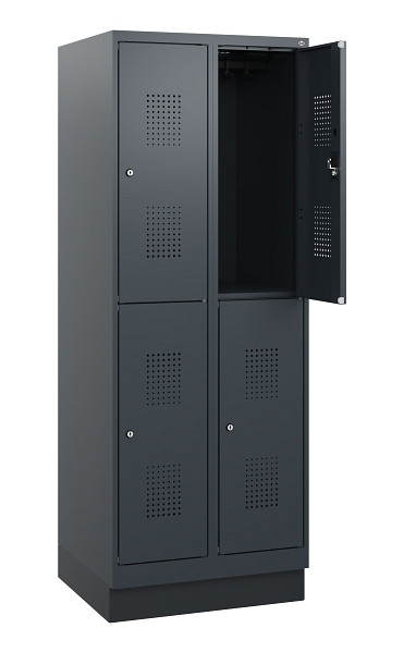 C+P Doppelstöckiger Spind Evolo PLUS, Sockel, 4 Fächer, 1630x600x500mm, 7016/701, Zylinderschloss, 0493205-20 S10043