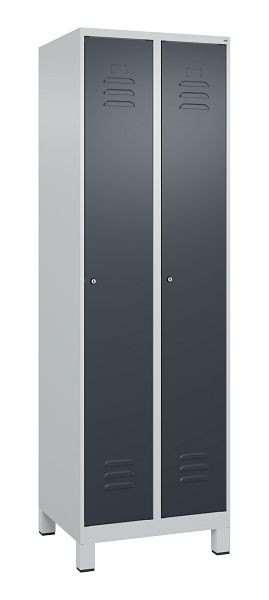 C+P Umkleidespind Classic PLUS mit Mitteltrennwand, Füße, 2 Abteile, 1950x600x500mm, 7035/7016, Zylinderschlösser, 080010-20F S10023