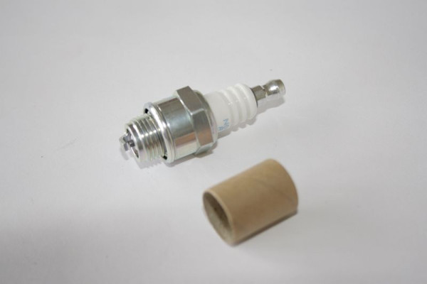 ELMAG Zündkerze für HONDA- Motor G 100 K1 und SUBARU EH 09, 9503140