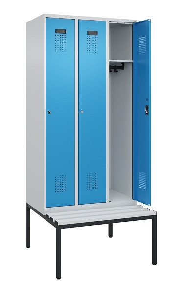 C+P Spind Evolo PLUS, 3 Abteile, 2120x900x815mm, 7035/5012, Haken 3, Zylinderschloss, Sitzfläche Kunststoff, Sitzbank, 0490507-30 S10088