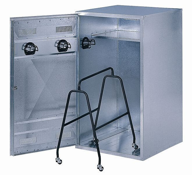 Peetz Sattelschrank mit Hutablage, Ablage, fahrbarer Sattelständer (auch Western) schwarz, 4 Kunststoff-Trensenhalten, Flaschenhalter, 150x70x70 cm, 192