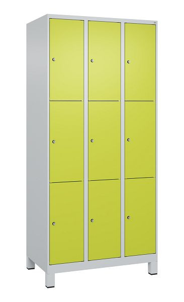 C+P Schließfachschrank Classic PLUS, Füße, 3 Abteile mit je 3 Fächern, 1950x900x500mm, 7035/0024, 080010-303 S10010